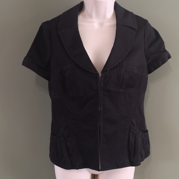Nine West Short Sleeve Deep V Collared Fitted Eyelet Front Blazer Sz 6 w Pockets - Picture 1 of 11